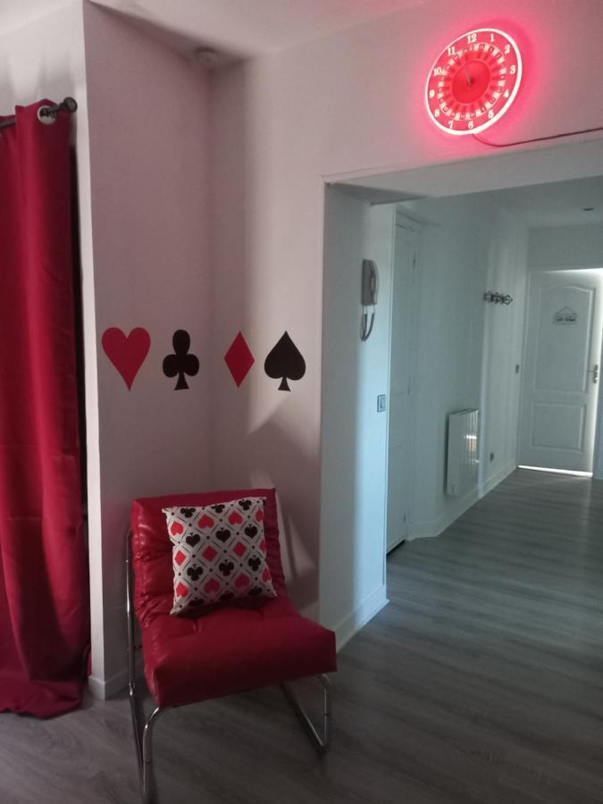 .GaMe.ROoM... Épernay Exterior foto